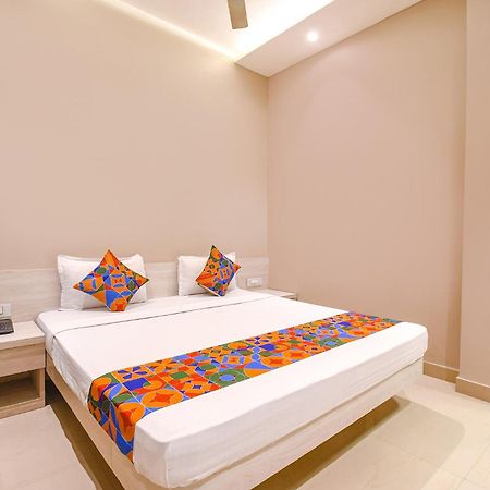 Fabhotel Kitchen Q Inn - Belaghata Kolkata Exterior photo