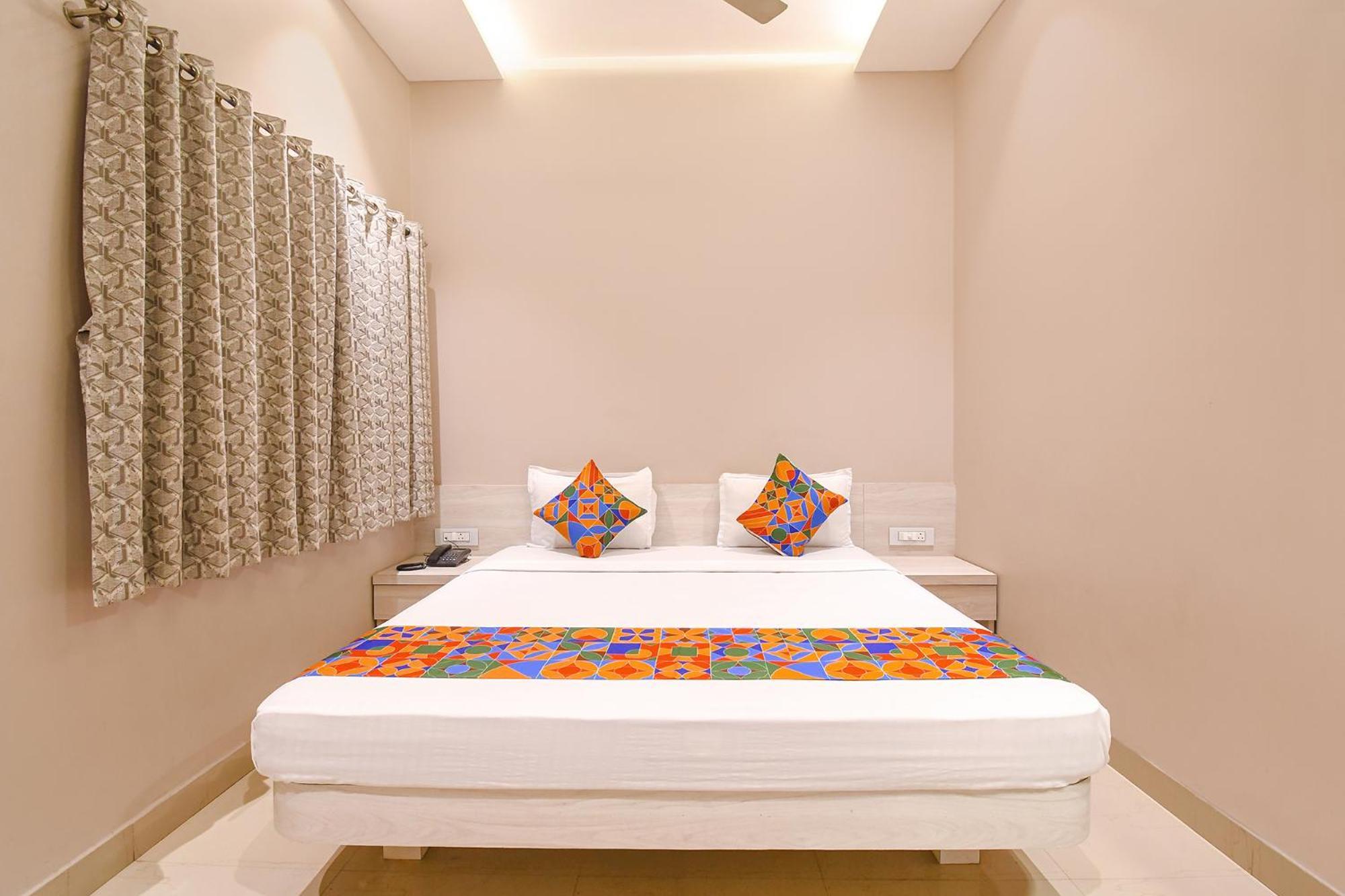 Fabhotel Kitchen Q Inn - Belaghata Kolkata Exterior photo