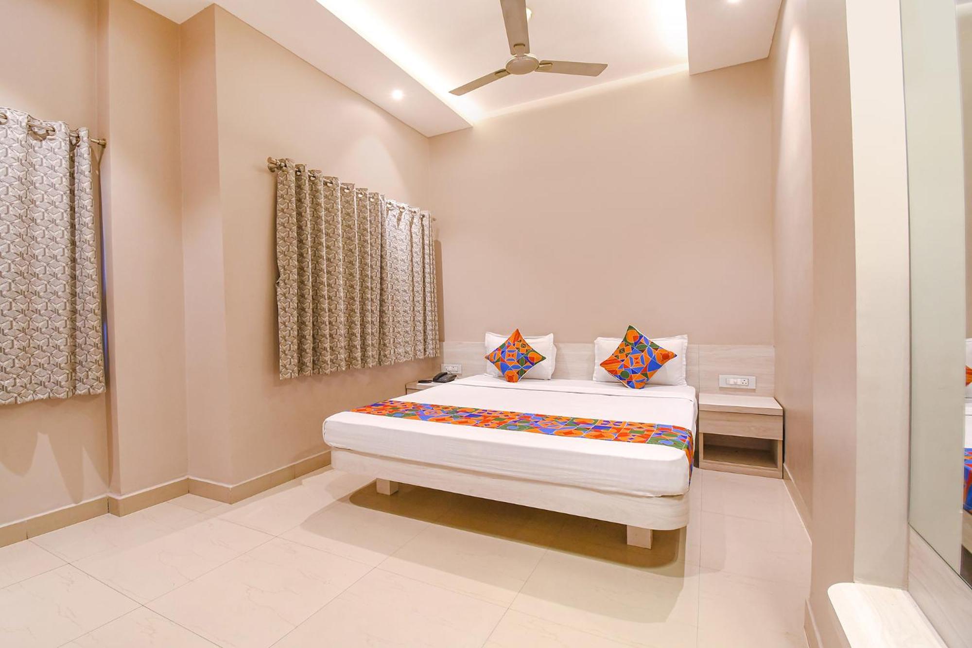 Fabhotel Kitchen Q Inn - Belaghata Kolkata Exterior photo