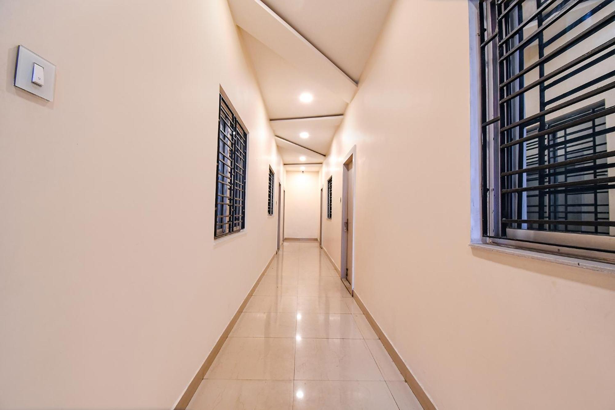 Fabhotel Kitchen Q Inn - Belaghata Kolkata Exterior photo