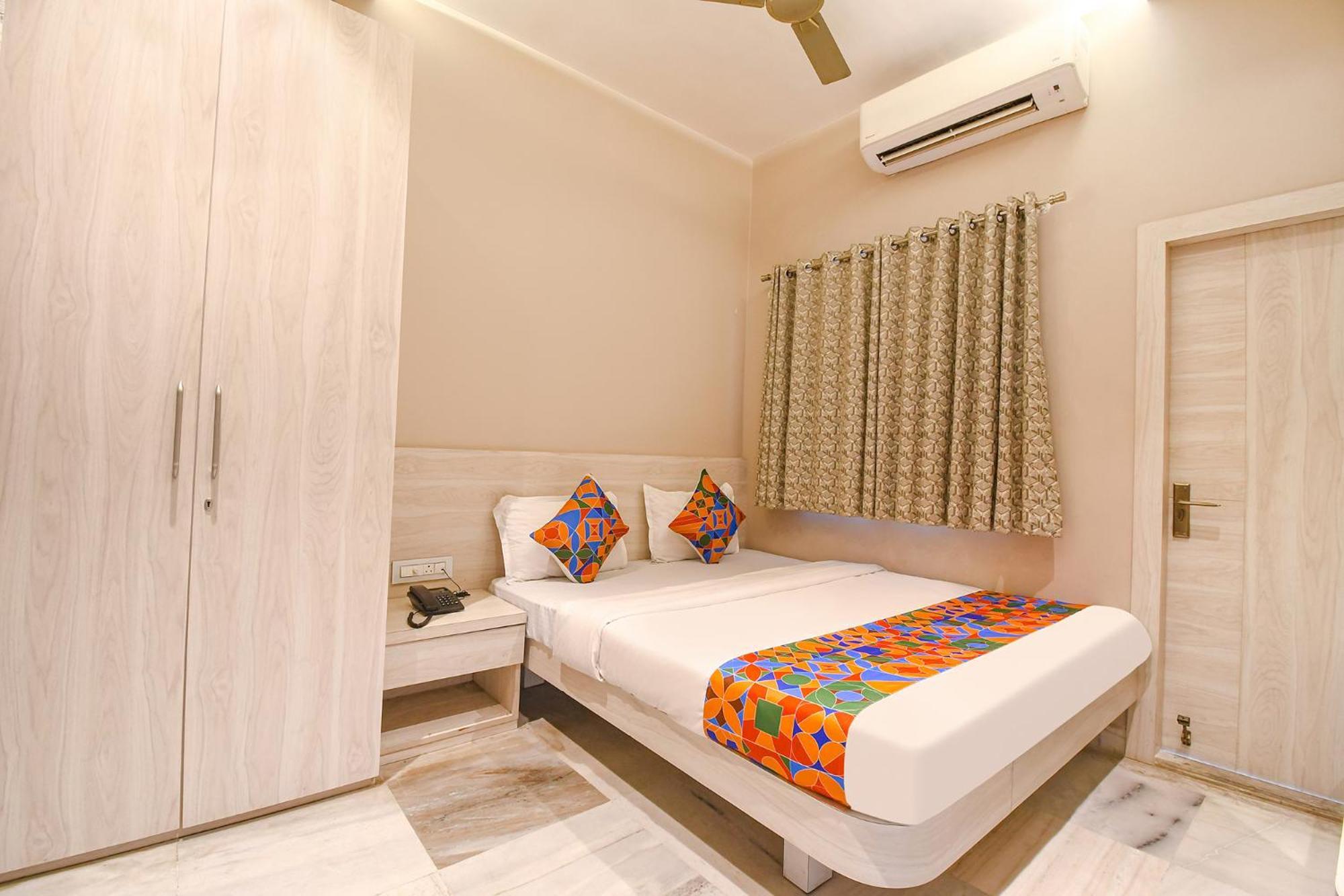 Fabhotel Kitchen Q Inn - Belaghata Kolkata Exterior photo